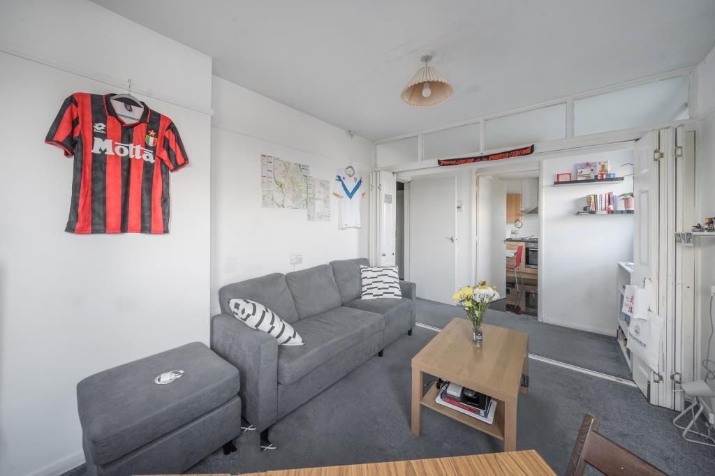 Property photo 3 of 16 Reception Room