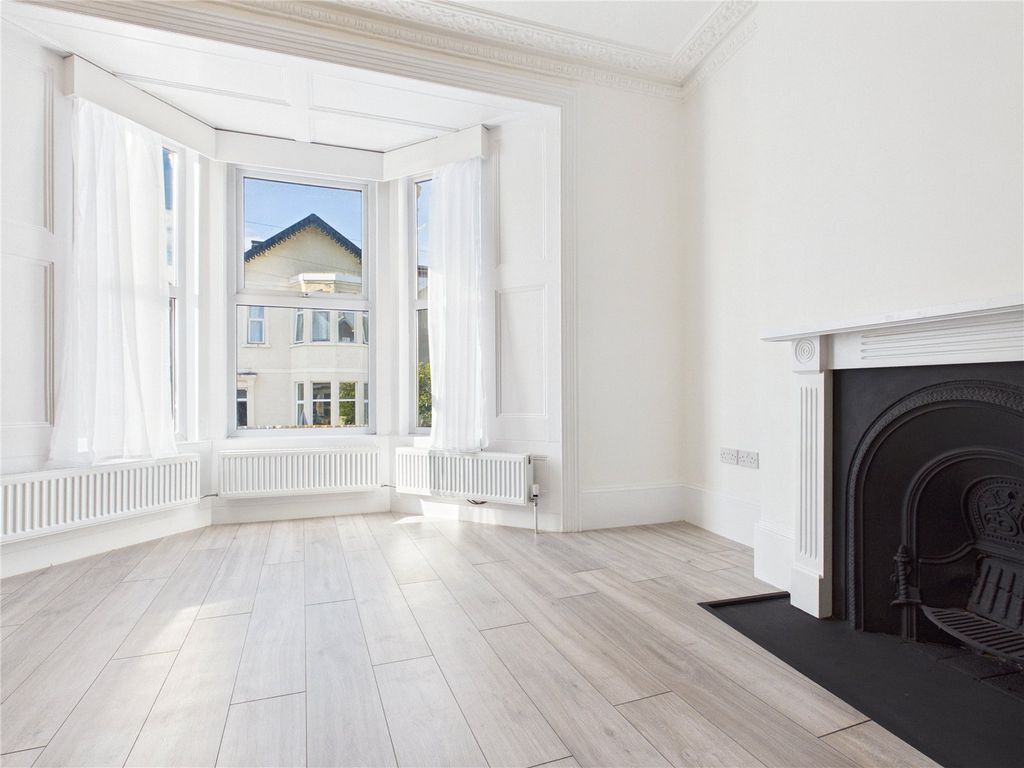 Property photo 1 of 10 Picture No. 07
