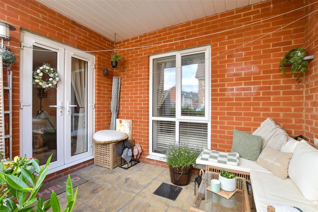 Property photo 1 of 14 Balcony / Terrace