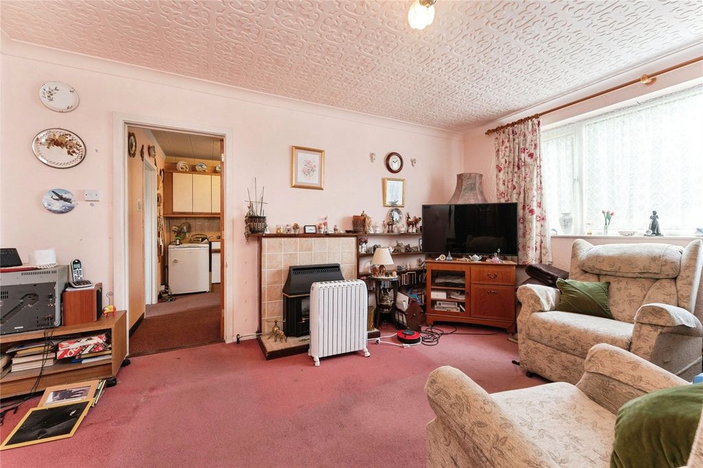 Property photo 2 of 20 Picture No. 10