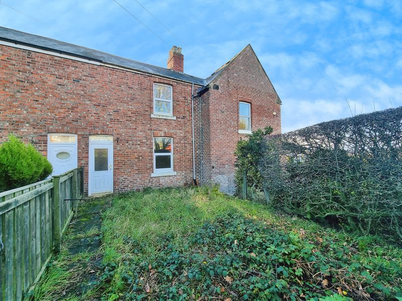 Property photo 1 of 7 Photo 8