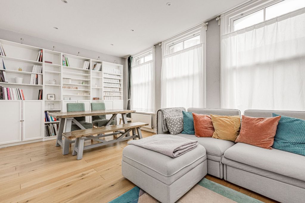 Property photo 1 of 7