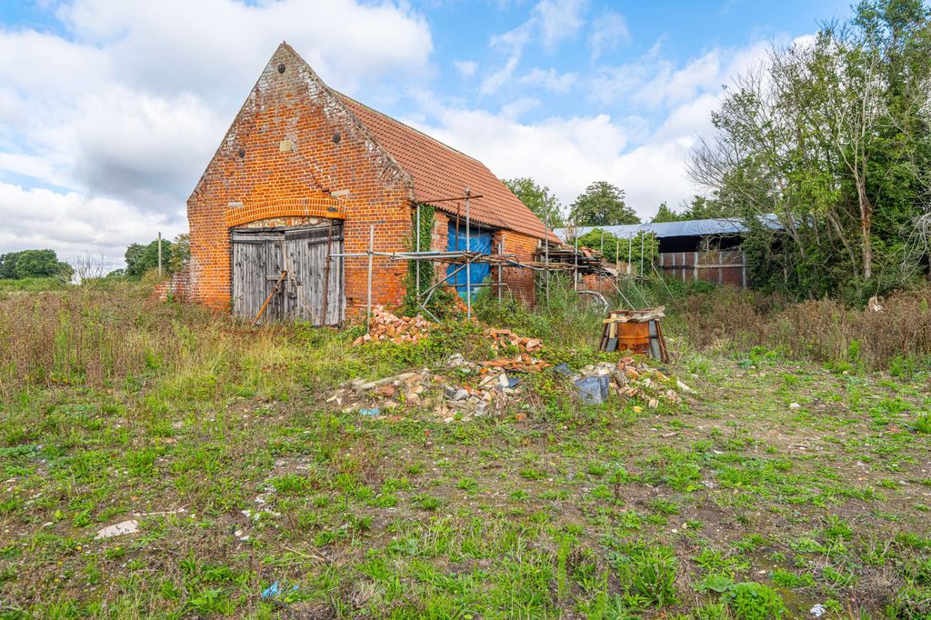 Property photo 3 of 10