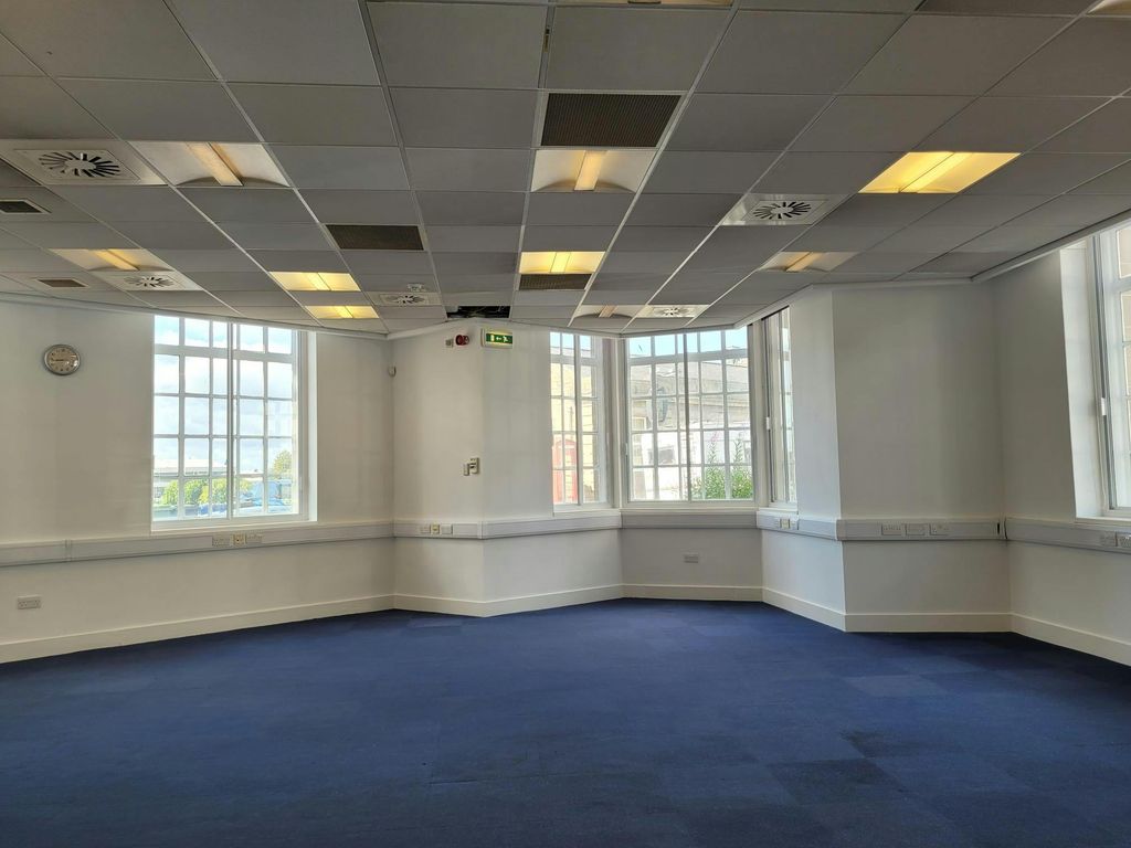 Property photo 3 of 30 Image 3