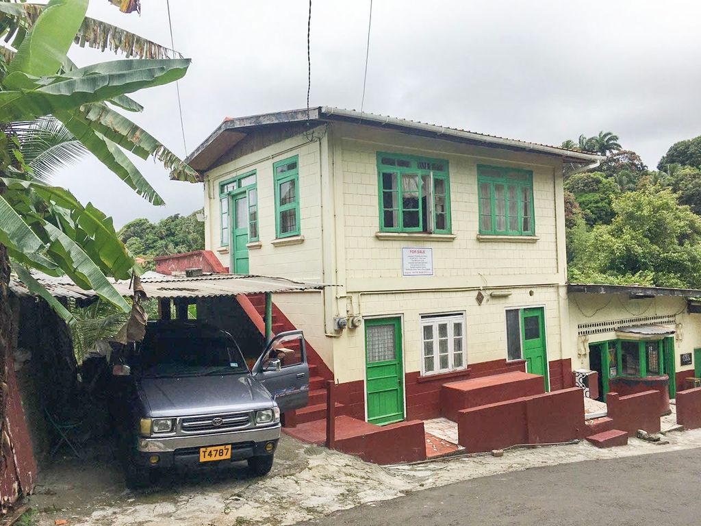 Property photo 1 of 9