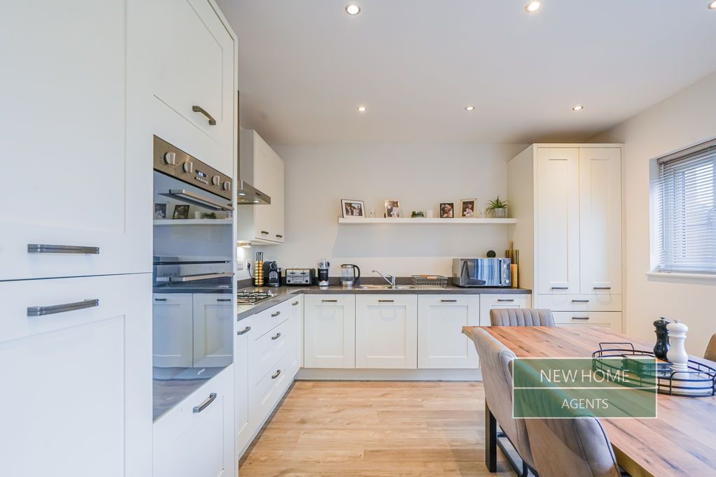 Property photo 3 of 19 Photo 6