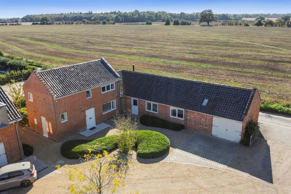 Property photo 1 of 20 Drone