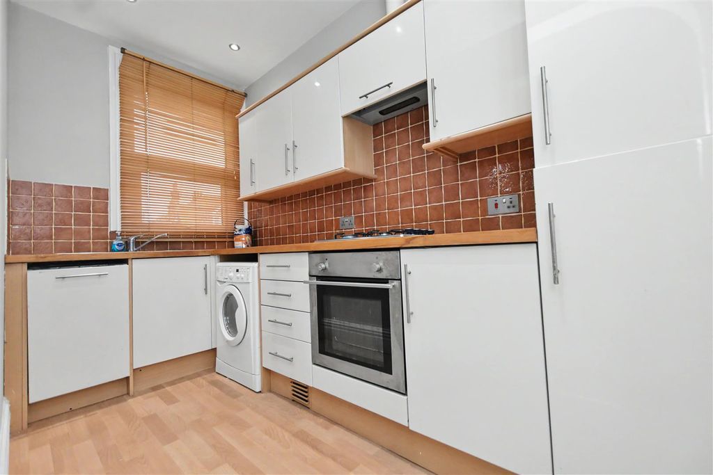 Property photo 3 of 6 Dsc_0480 (1).Jpg