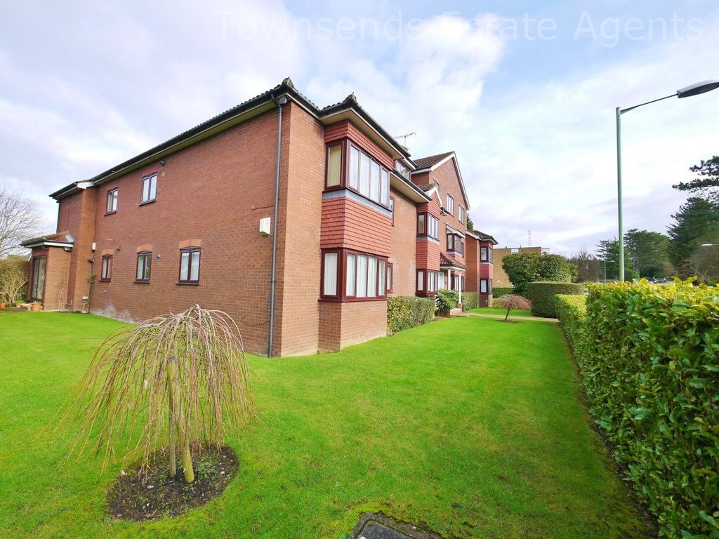 Property photo 1 of 12