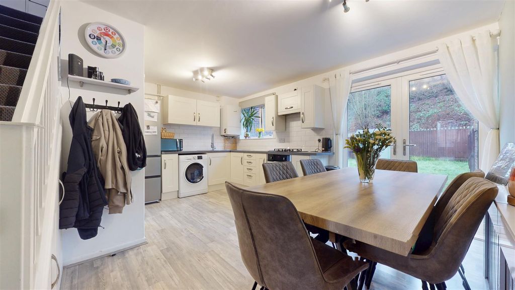 Property photo 3 of 13 01152026_115609.Jpg