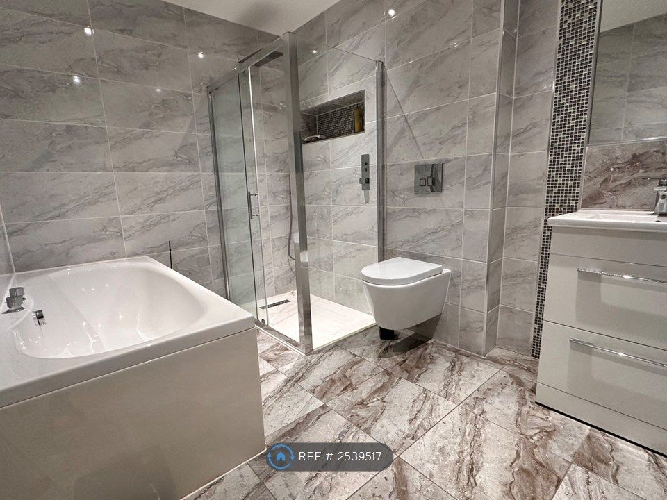 Property photo 3 of 26