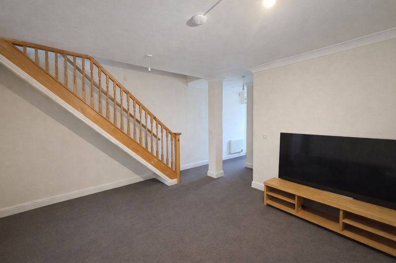 Property photo 3 of 12 Photo 12