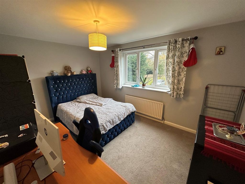Property photo 2 of 5 Coopers Estate Agents