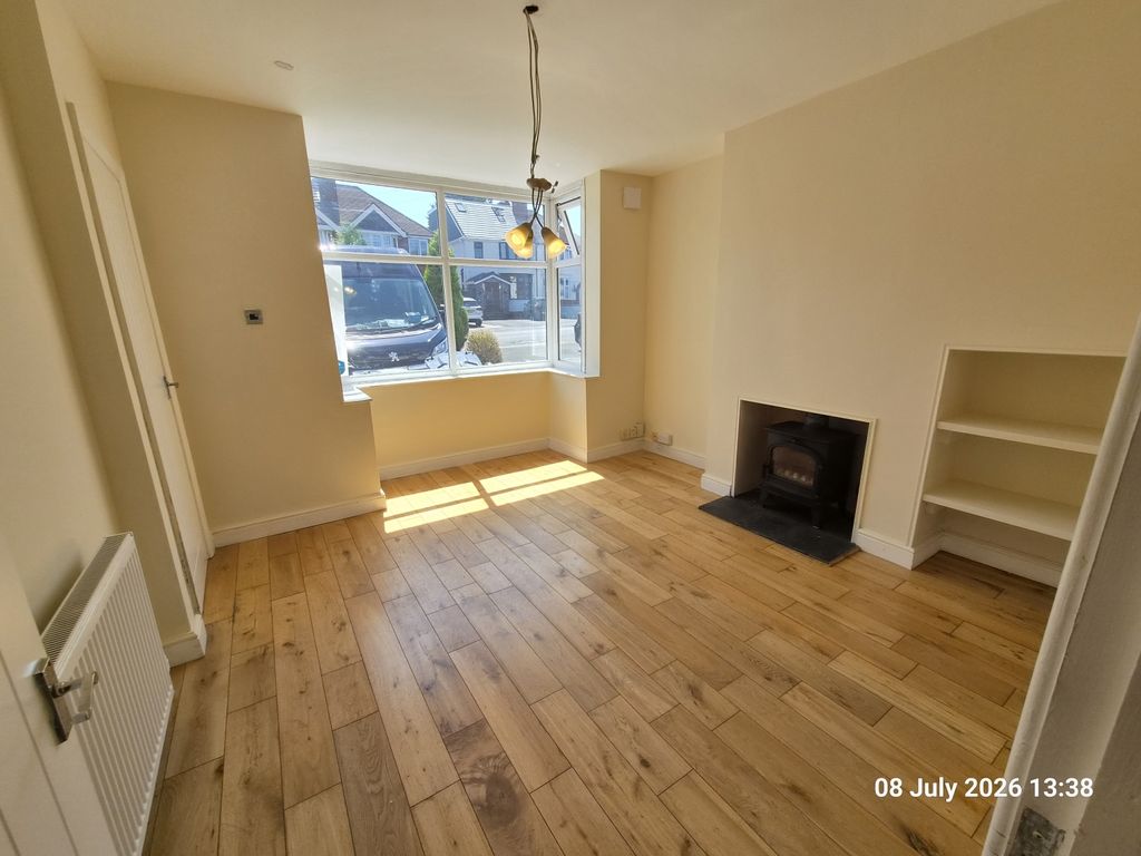 Property photo 2 of 10 Living Room