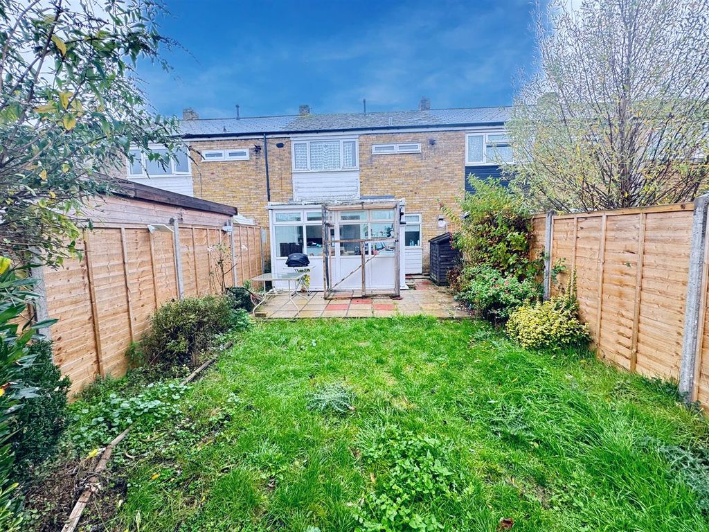 Property photo 2 of 19