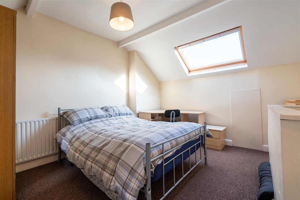 Property photo 3 of 6 Bedroom 3.Jpg