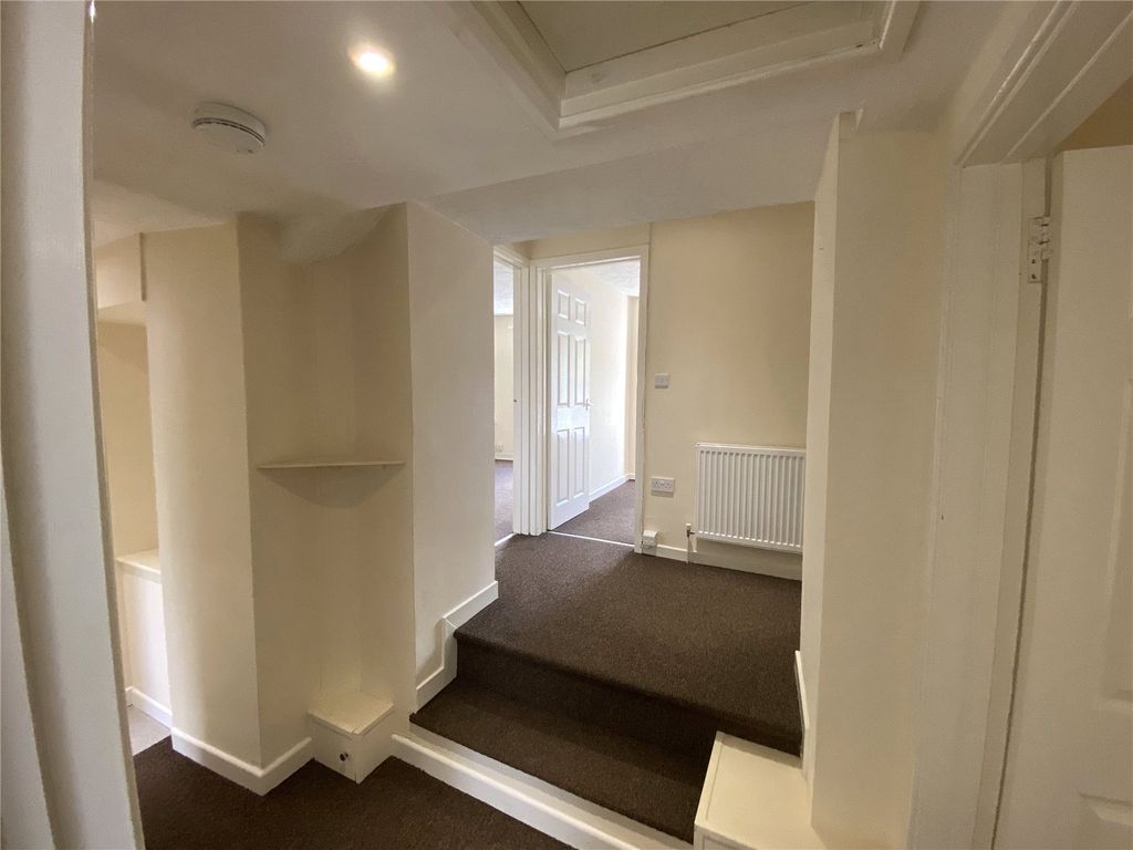 Property photo 3 of 16 Picture No. 20