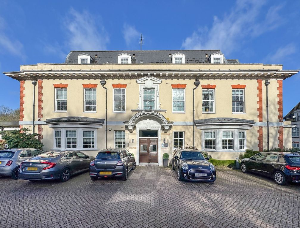 Property photo 2 of 10