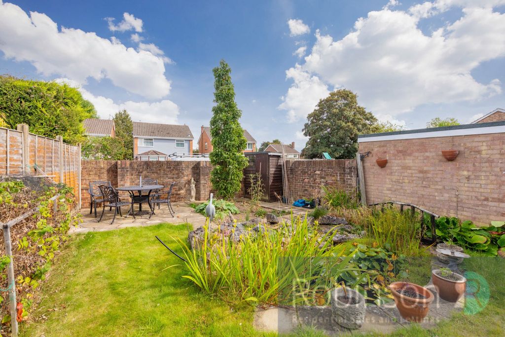Property photo 2 of 12 14 Ribstone Road-4