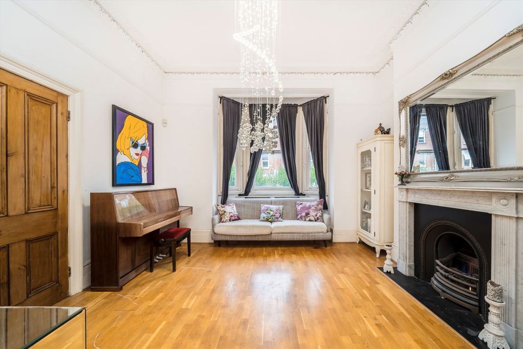 Property photo 2 of 7