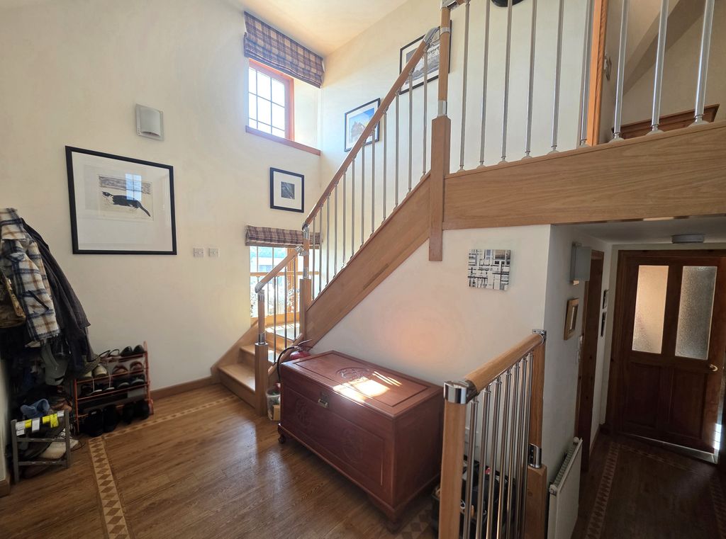 Property photo 2 of 5