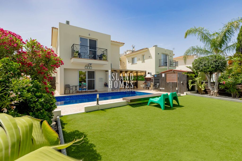 Property photo 1 of 48