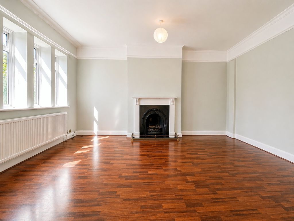 Property photo 2 of 8 Photo 8