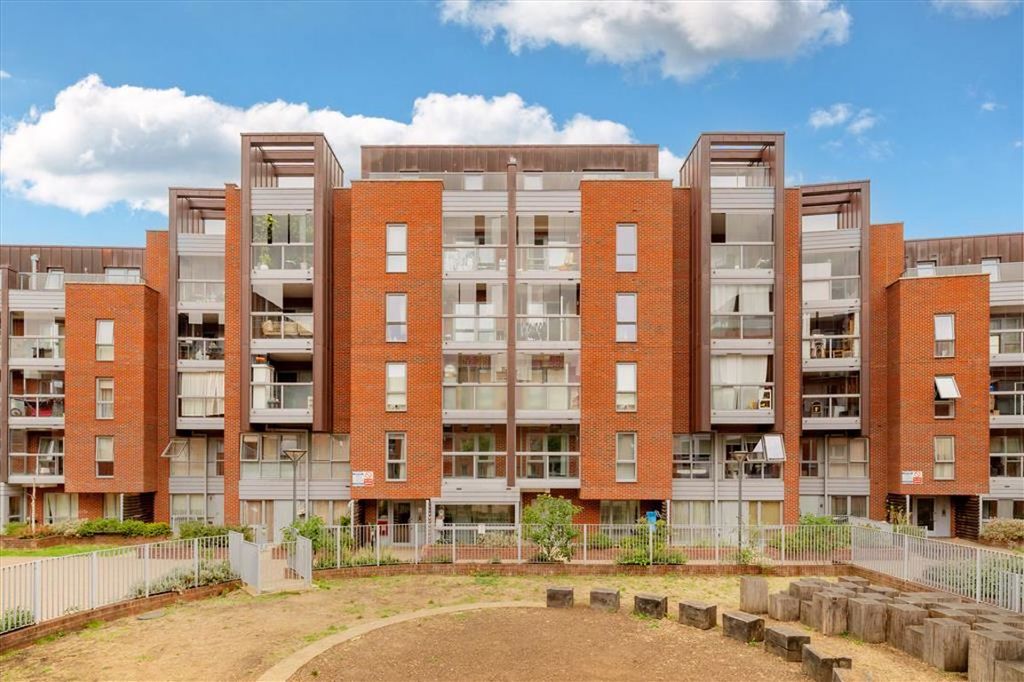 Property photo 1 of 8