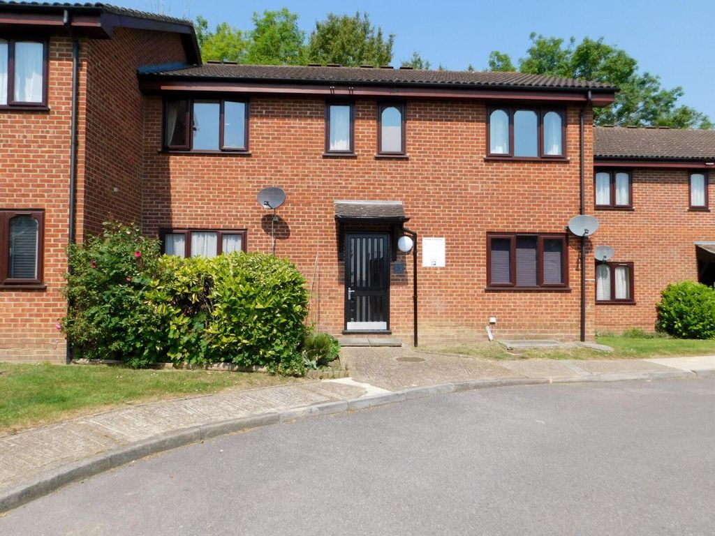 Property photo 1 of 10 External