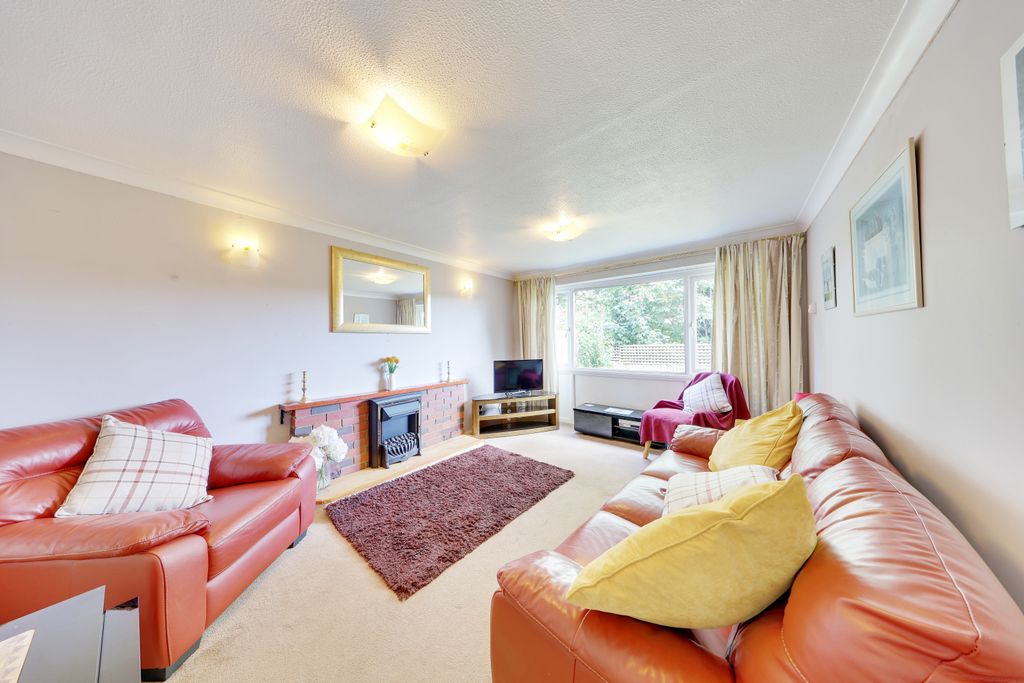 Property photo 2 of 15