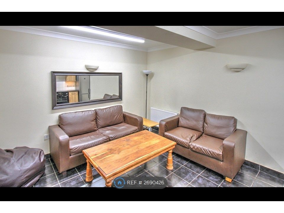 Property photo 1 of 10 Living Room- Side View