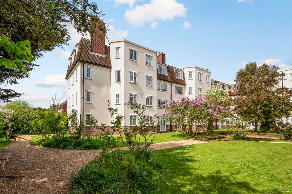 Property photo 1 of 17 Picture No. 13