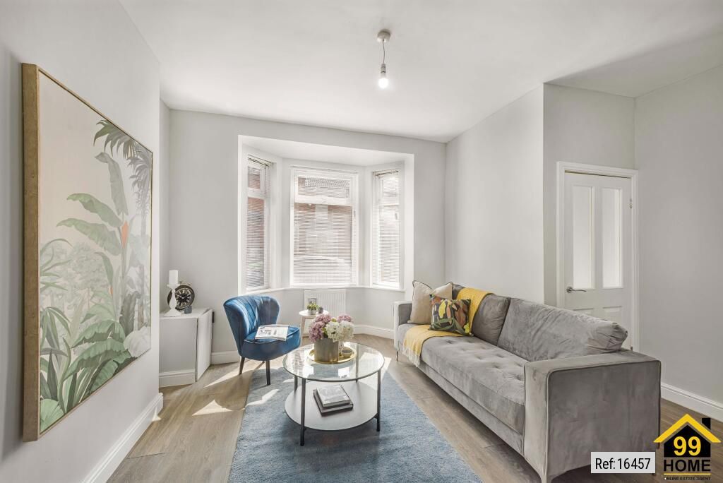 Property photo 2 of 12 Photo 1