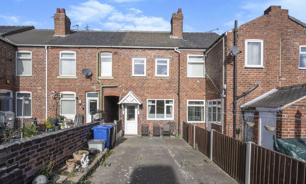 Property photo 2 of 9