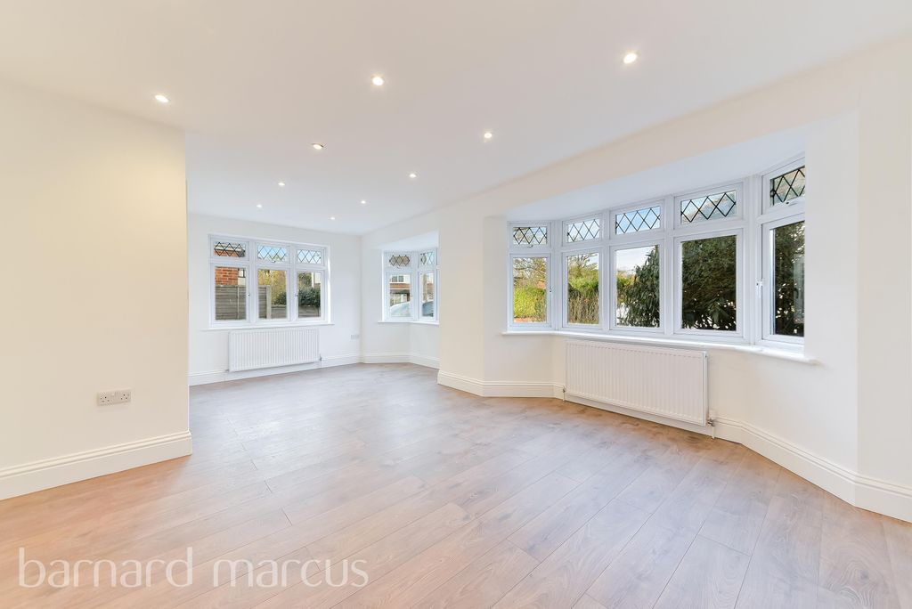 Property photo 3 of 11 Reception Room