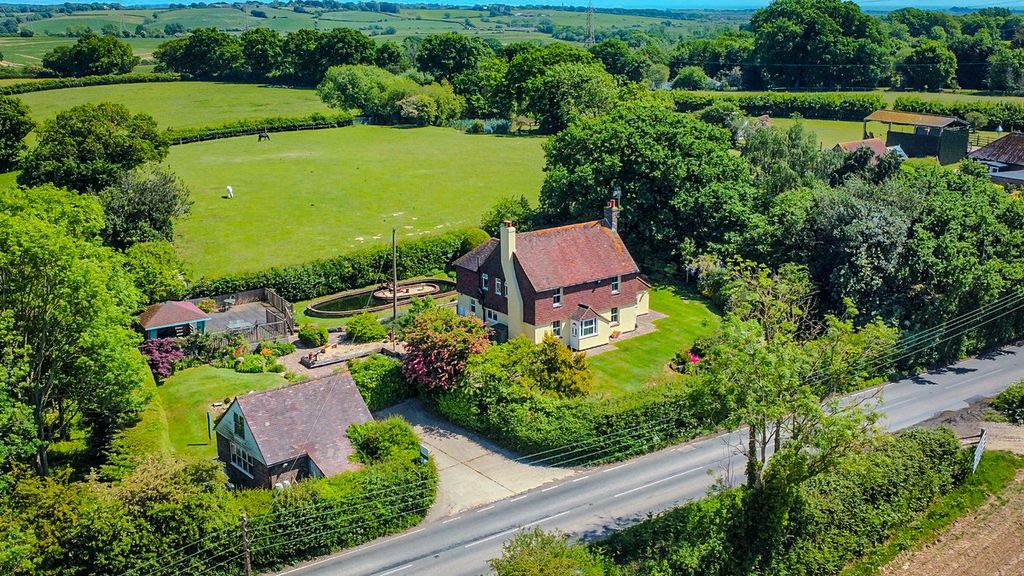 Property photo 1 of 21