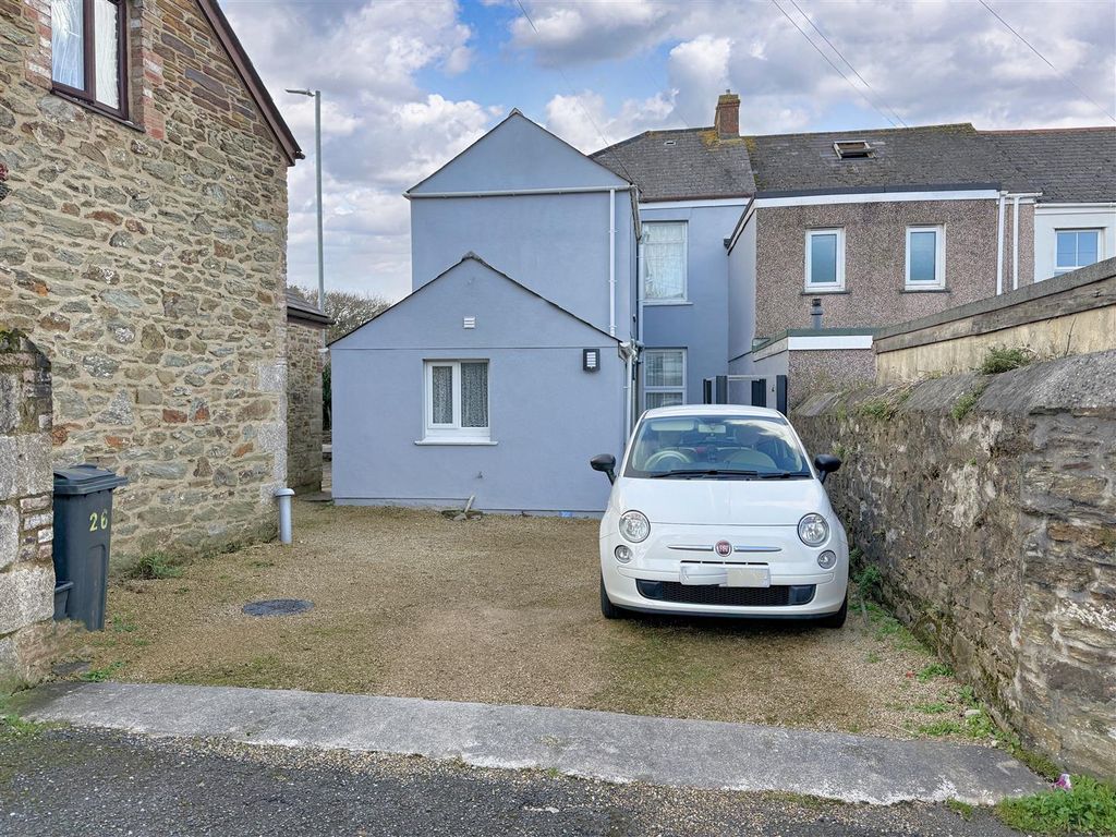 Property photo 2 of 14