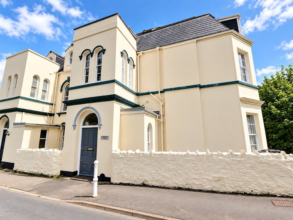 Property photo 2 of 29 Picture No. 40