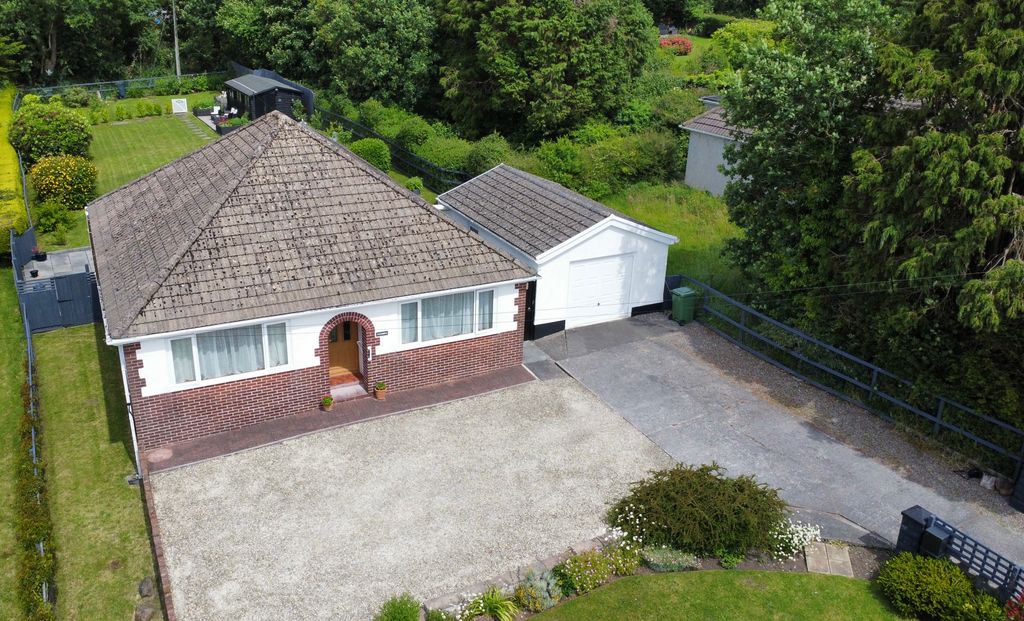 Property photo 1 of 41