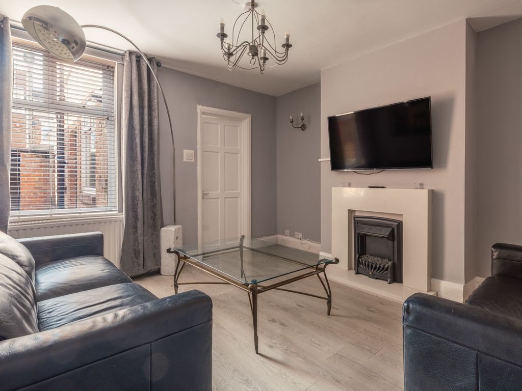 Property photo 1 of 12 3003331