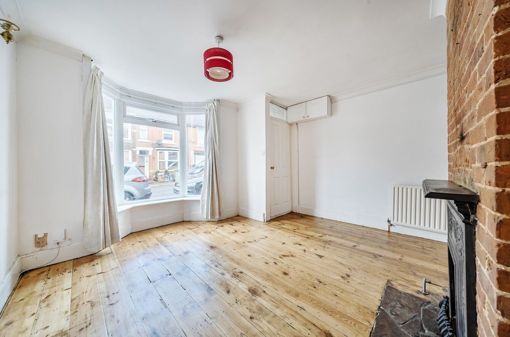 Property photo 2 of 8 1347509-2-68B1955...