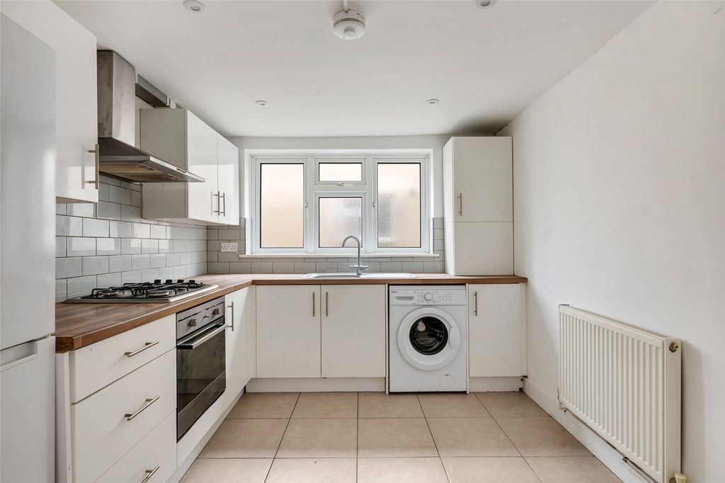 Property photo 2 of 10 Picture No. 07