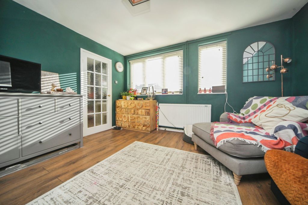Property photo 3 of 20 9T5A7958