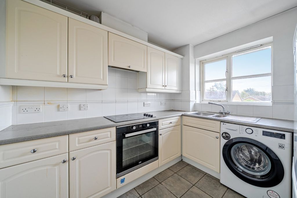 Property photo 2 of 14 Picture No. 09