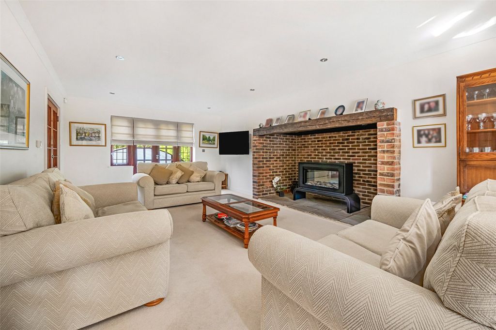 Property photo 2 of 46 Picture No. 37