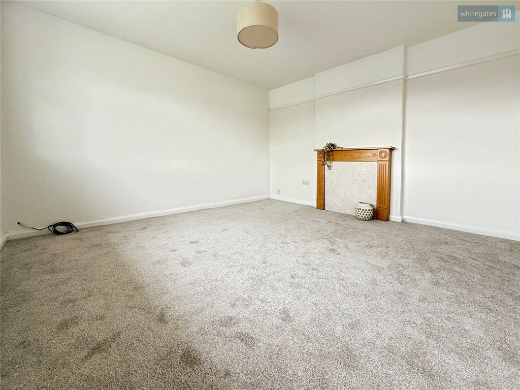 Property photo 2 of 14 Picture No. 06