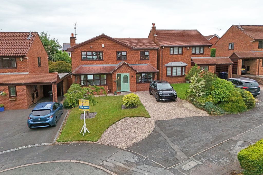 Property photo 1 of 37