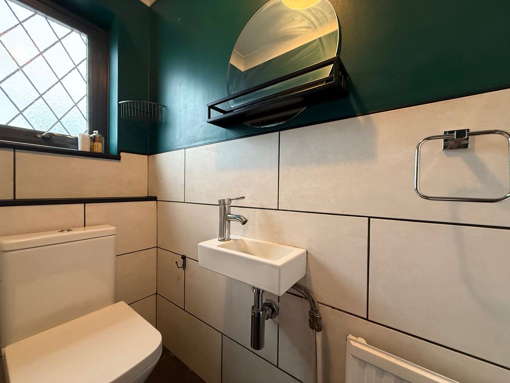 Property photo 3 of 25