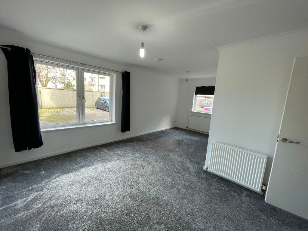 Property photo 2 of 8 Photo 2