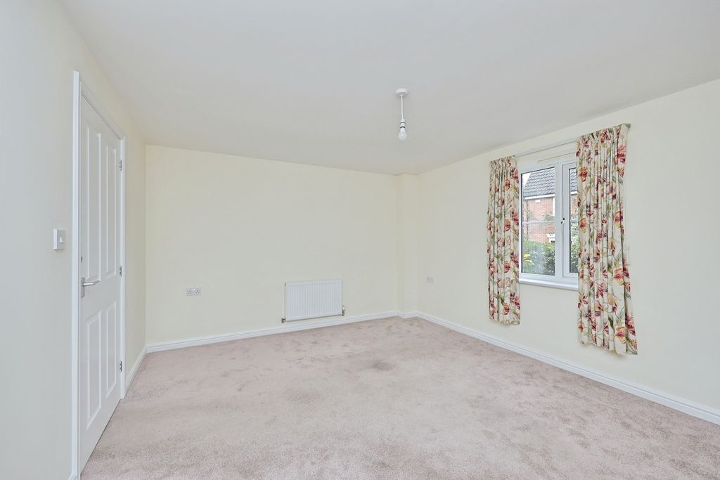 Property photo 3 of 16 Pbox-Img.Jpg
